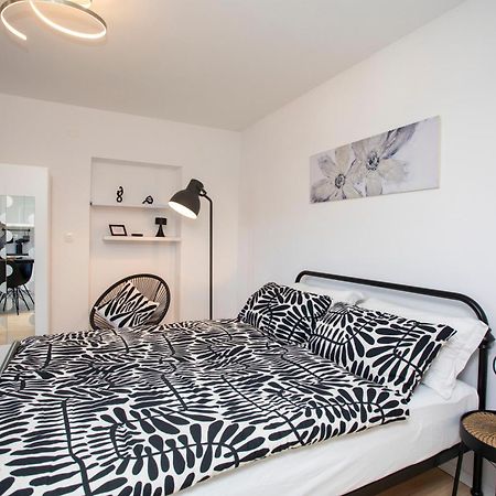 Studio Apartment Mia Rabac Luaran gambar