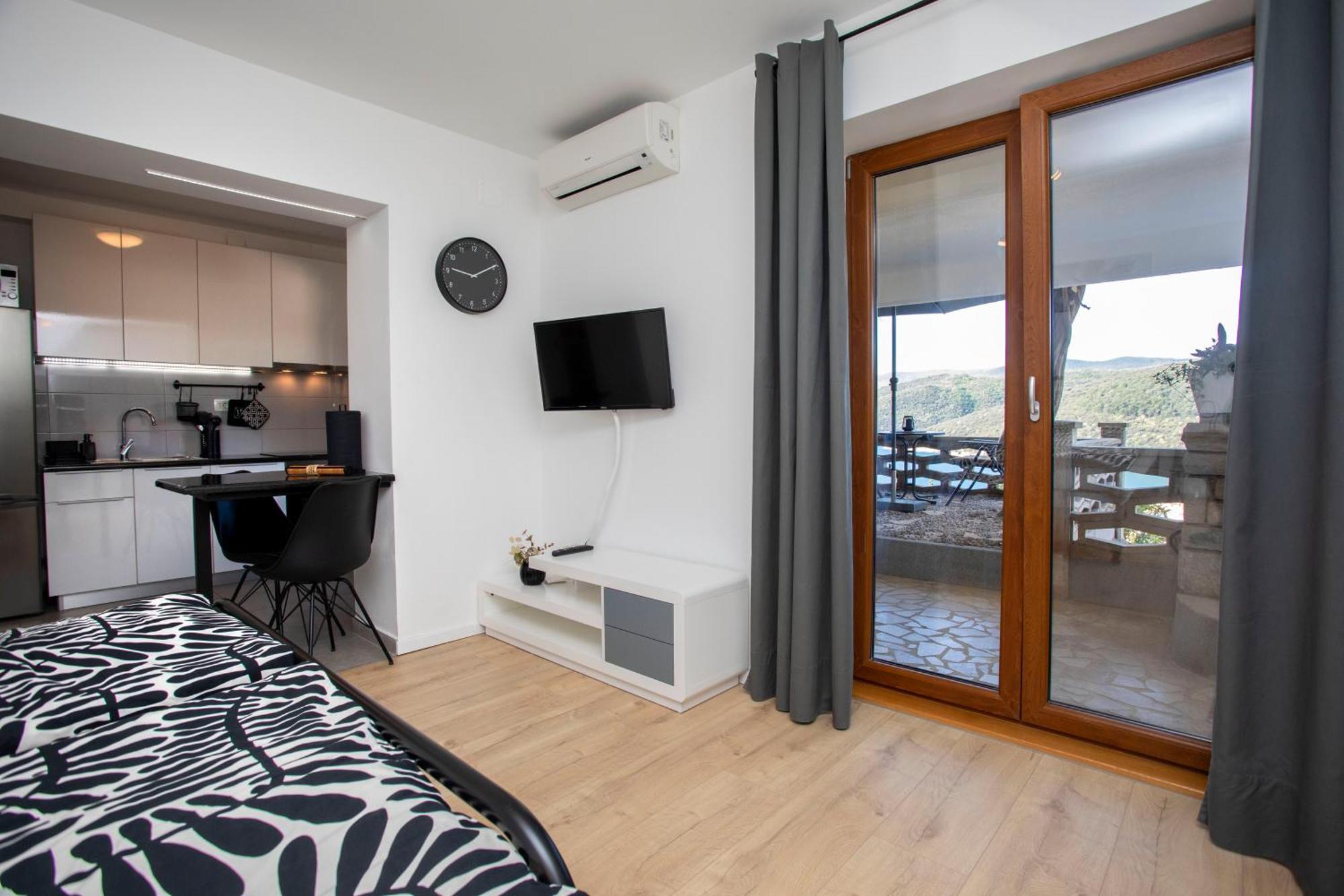 Studio Apartment Mia Rabac Luaran gambar